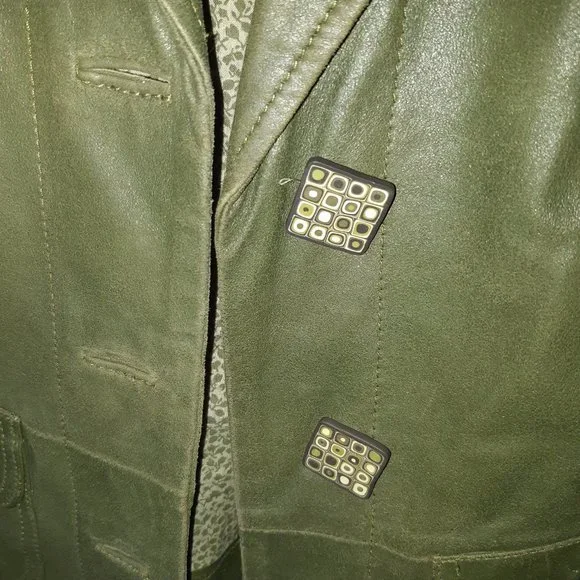 Leather jacket - Picture 4 of 5